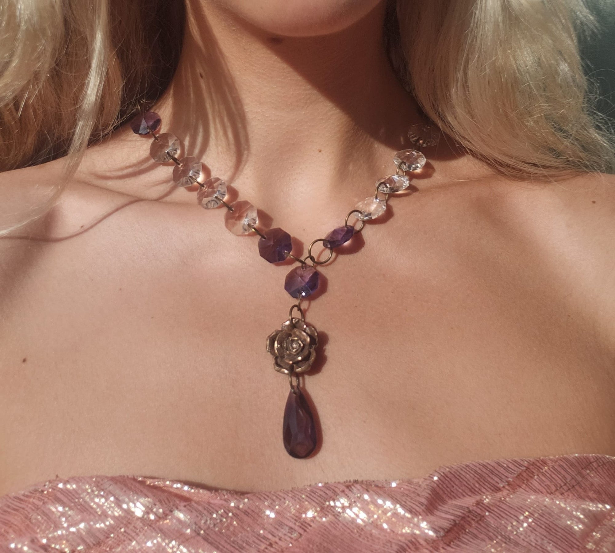 Midnight Garden Necklace – Witchy Bronze Pendant with Purple Crystals – Fairycore Jewelry – Romantic Boho Gift – Rose Amulet
