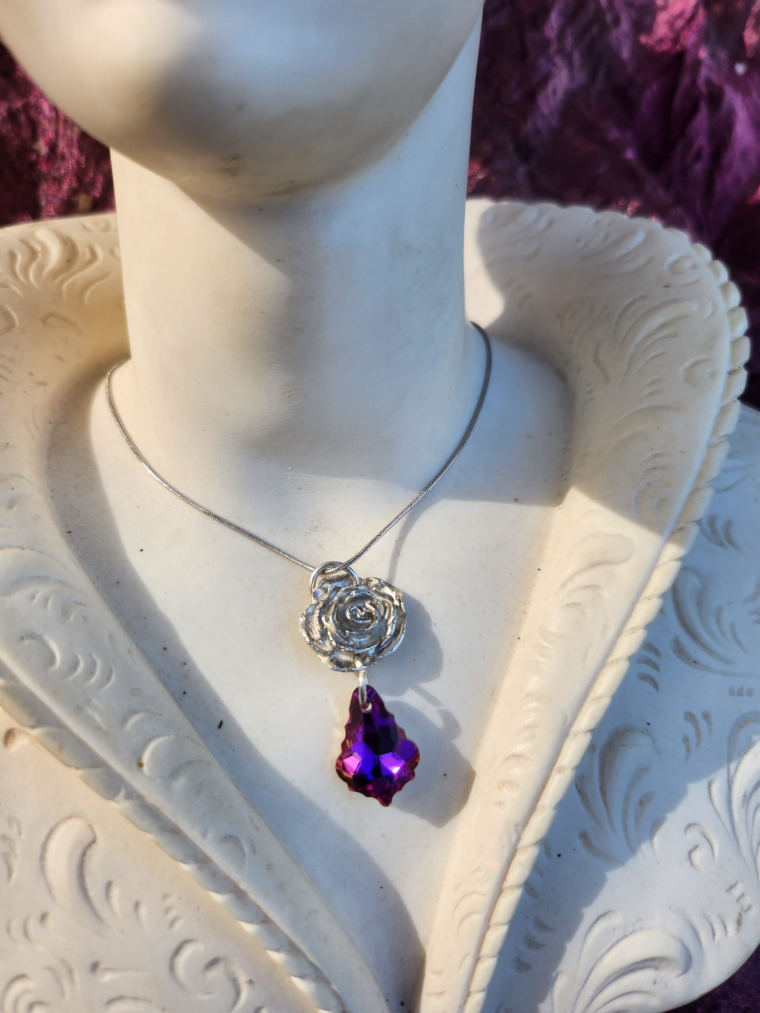 Fuchsia Crystal Silver Jewelry Set – Handmade 999 Fine Silver Rose Necklace + Earrings – Luxury Fairycore Gift – Artisan Fantasy Set