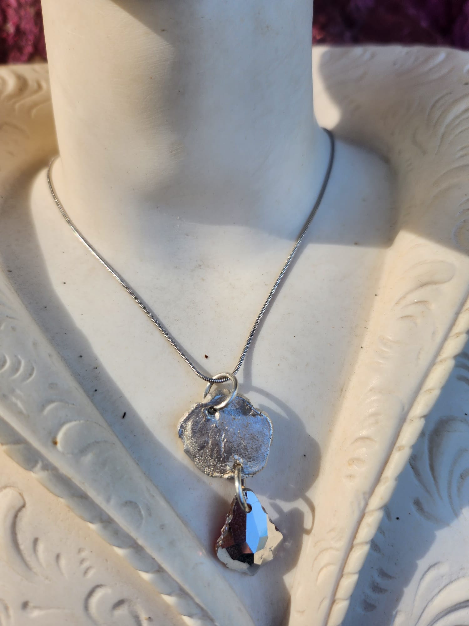 Fuchsia Crystal Silver Jewelry Set – Handmade 999 Fine Silver Rose Necklace + Earrings – Luxury Fairycore Gift – Artisan Fantasy Set