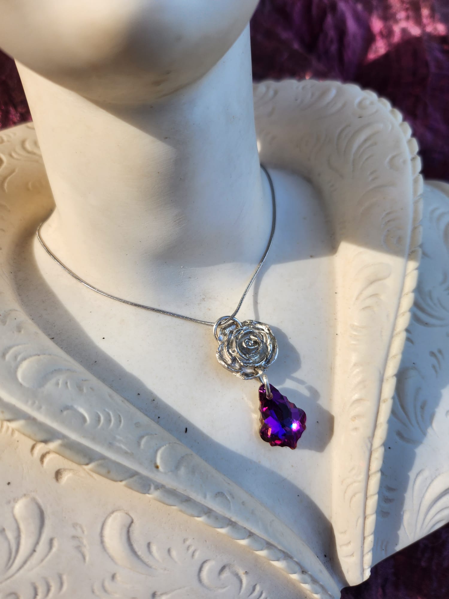 Fuchsia Crystal Silver Jewelry Set – Handmade 999 Fine Silver Rose Necklace + Earrings – Luxury Fairycore Gift – Artisan Fantasy Set