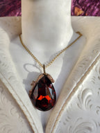 Earth Crystal Bronze Necklace – Rooted Energy Pendant – Handmade Witchcore Jewelry – Unique Rustic Gift
