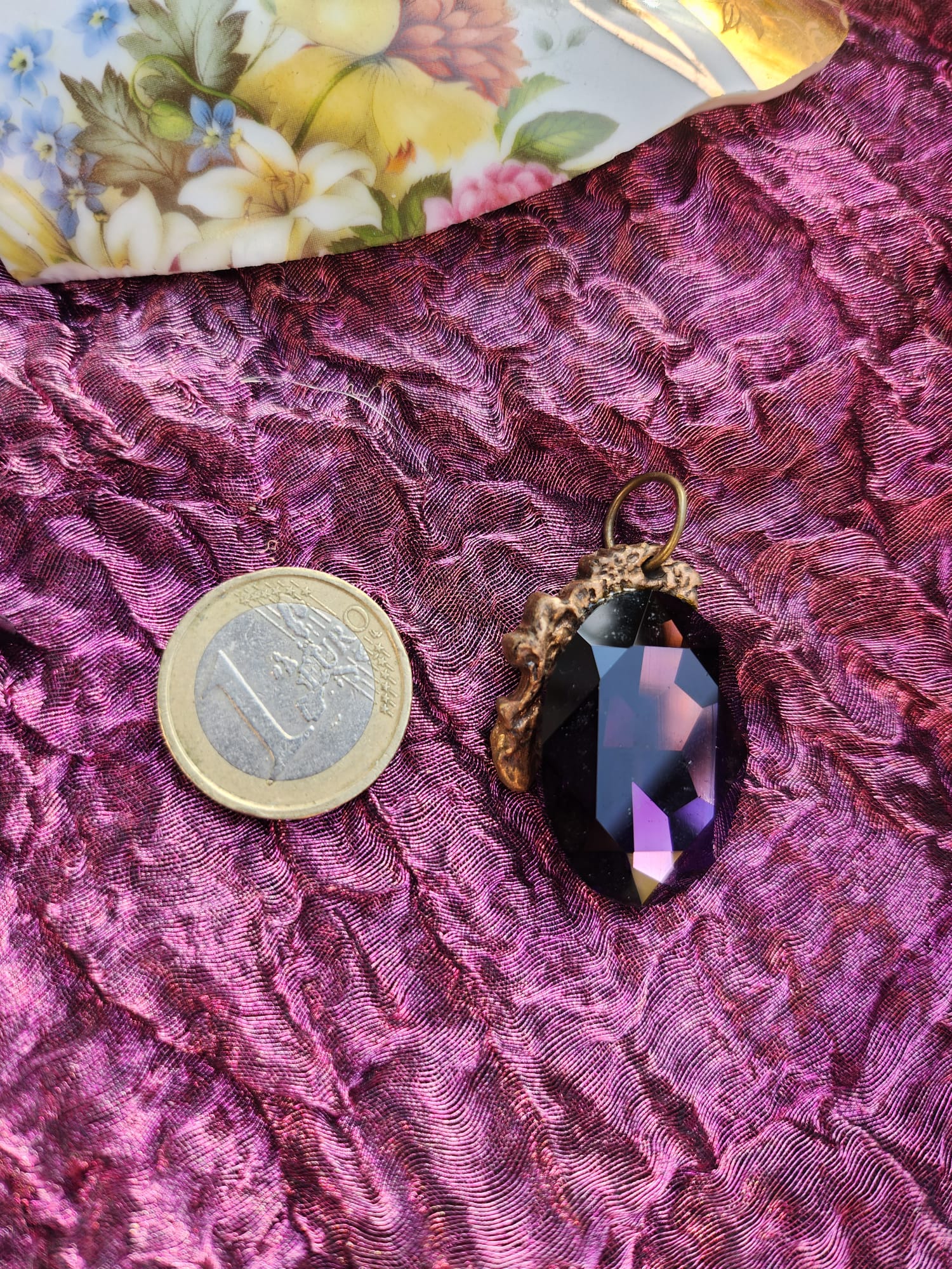 Amethyst Flame Pendant – Deep Purple Bronze Necklace – Vintage Enchanted Jewelry - Handmade Oval Pendant – Colorful Fairycore Charm