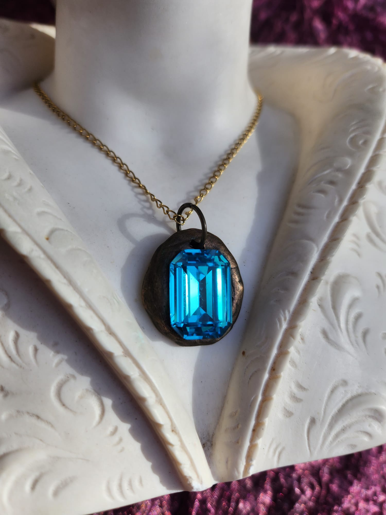 Blue Emerald-Cut Crystal Pendant – Handmade Bronze Vintage Necklace for Elegant & Boho Style
