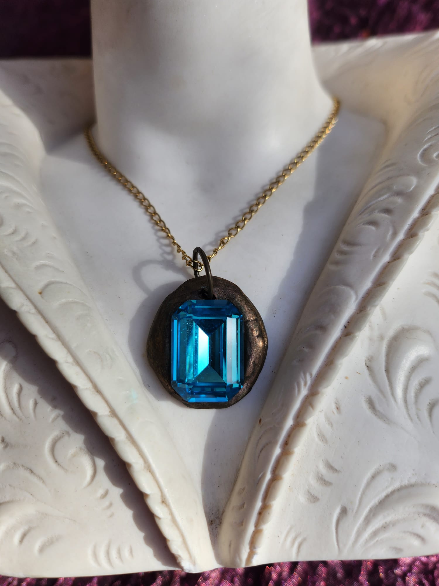 Blue Emerald-Cut Crystal Pendant – Handmade Bronze Vintage Necklace for Elegant & Boho Style
