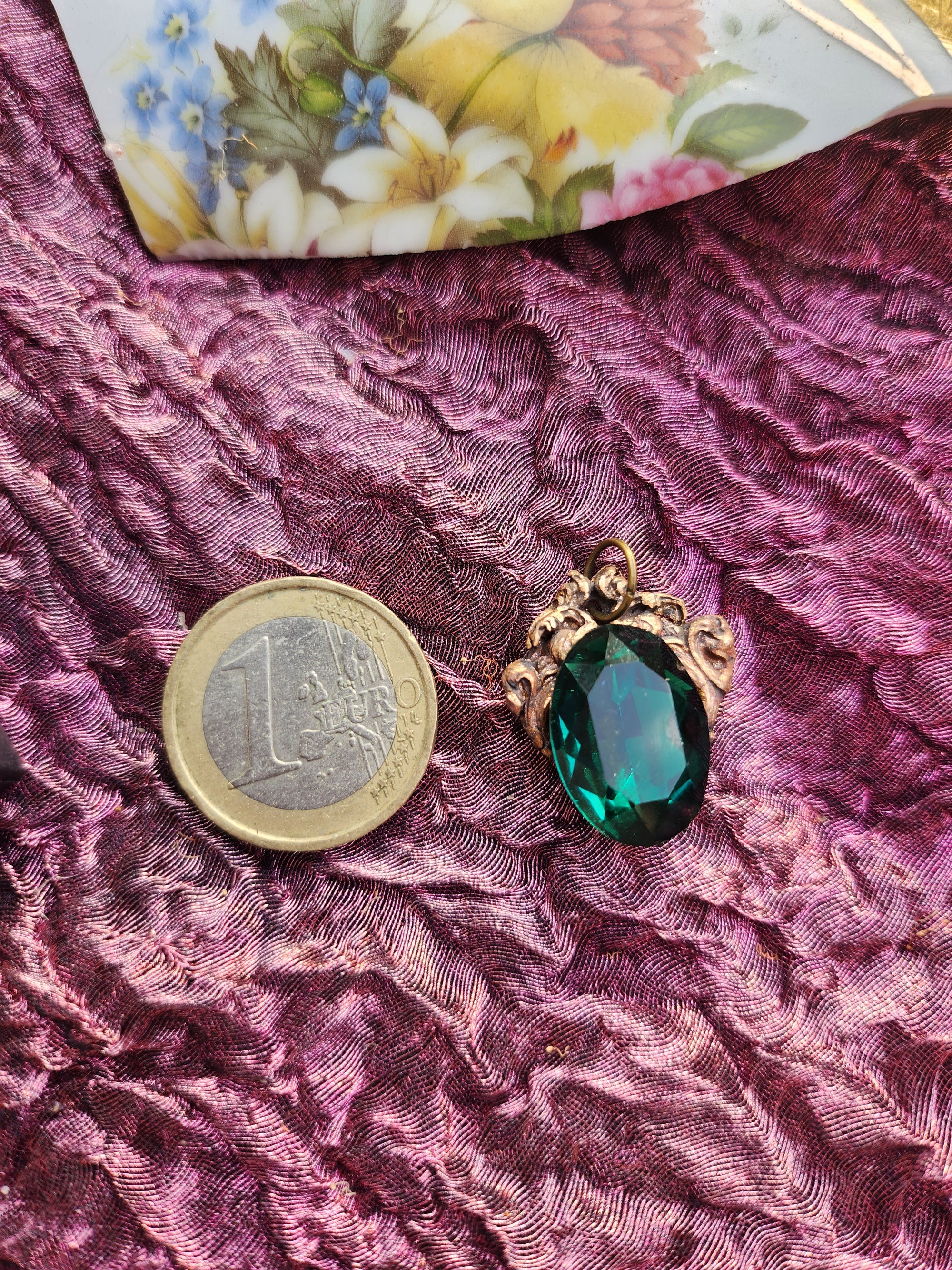 Handcrafted Bronze Pendant with Emerald Green Crystal – Renaissance Gothic Jewelry