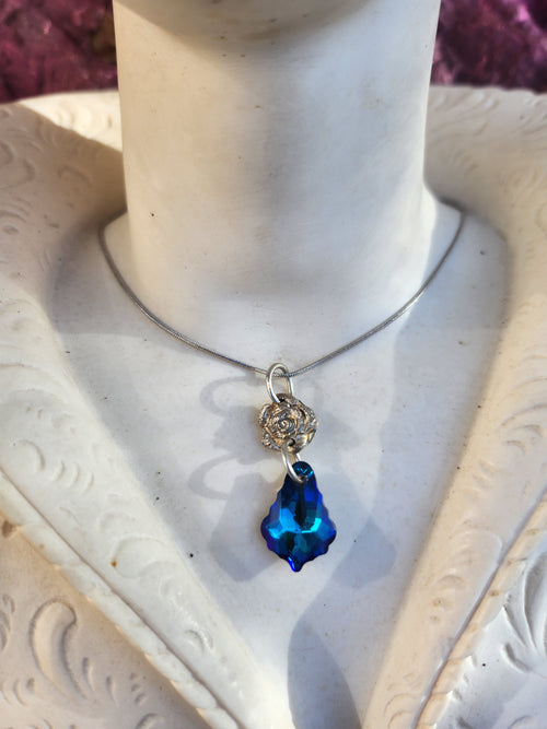 Deep Blue Crystal & Silver Flower Necklace – Handmade 999 Silver Pendant – Romantic Fairycore Jewelry – One of a Kind Gift