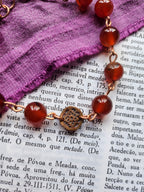 Pulsera artesanal de cornalina y cobre
